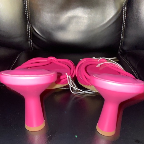 A New Day Memory Foam Mule Heels - Picture 3 of 4